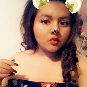 Meet your Posher, Lupita